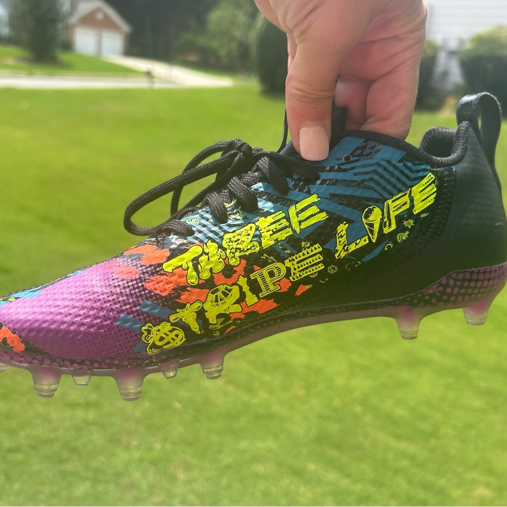 Adidas boys cleats (soccer/football/lacrosse) youth size 6. With 3-4 times.